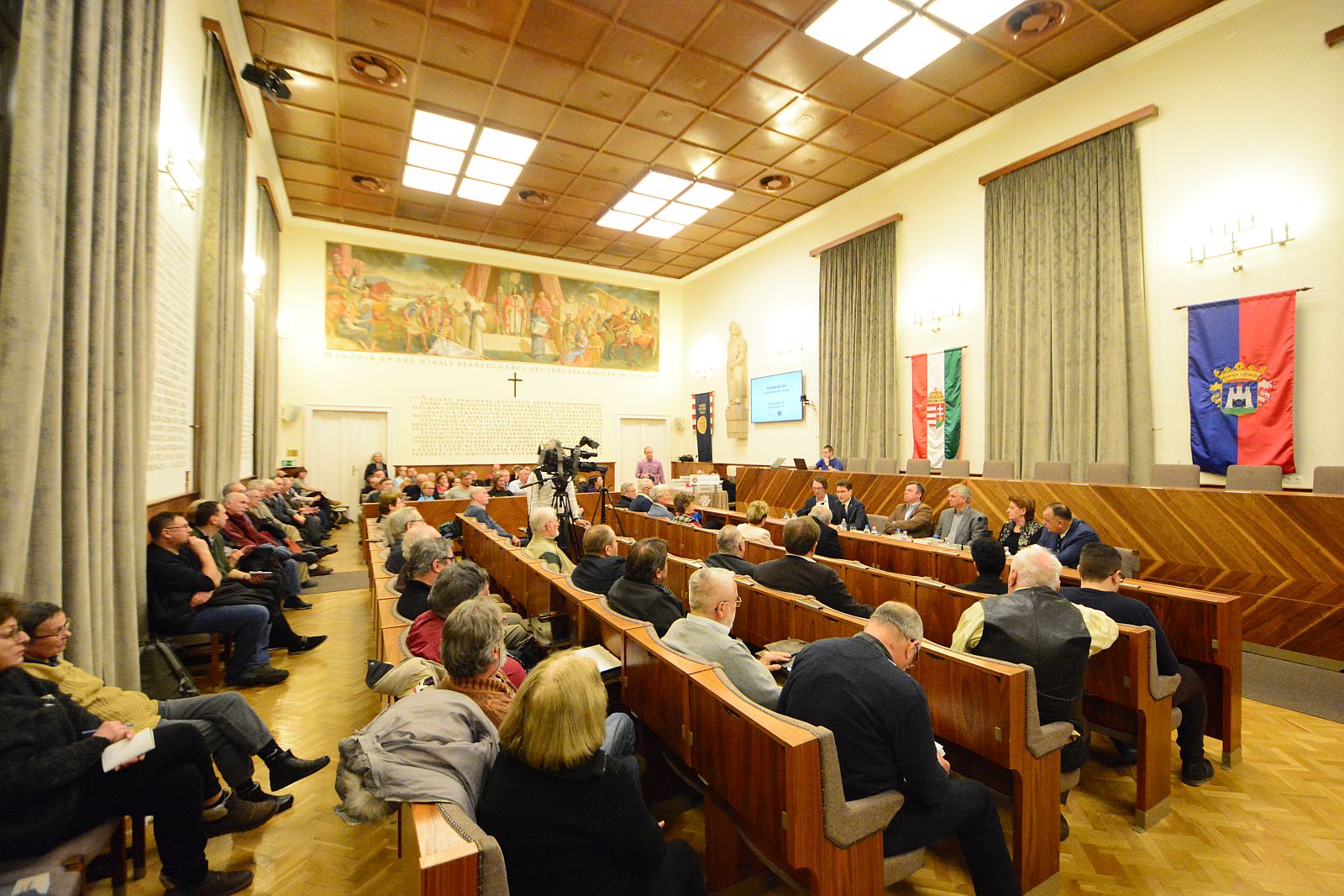 A Városházán mutatták be a Hóman Bálintról és népbírósági peréről készült könyvet